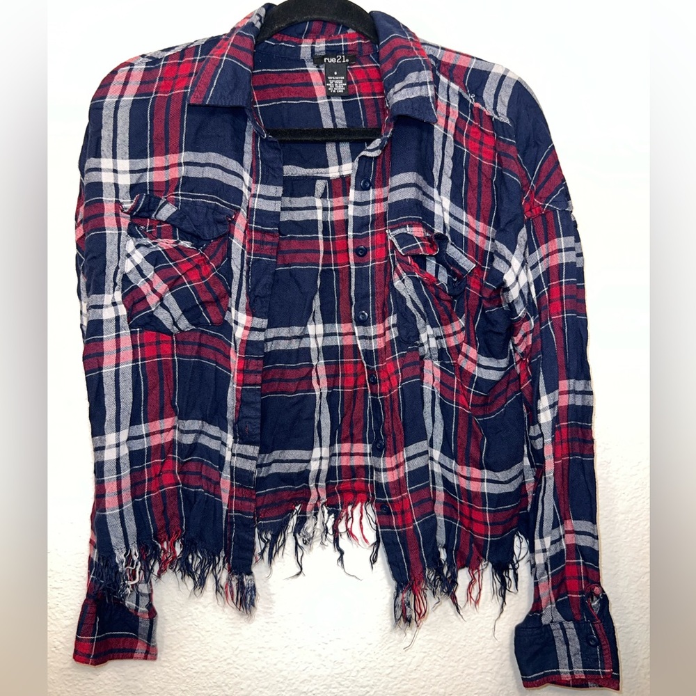 Rue21 Plaid Distressed Button-Down Small